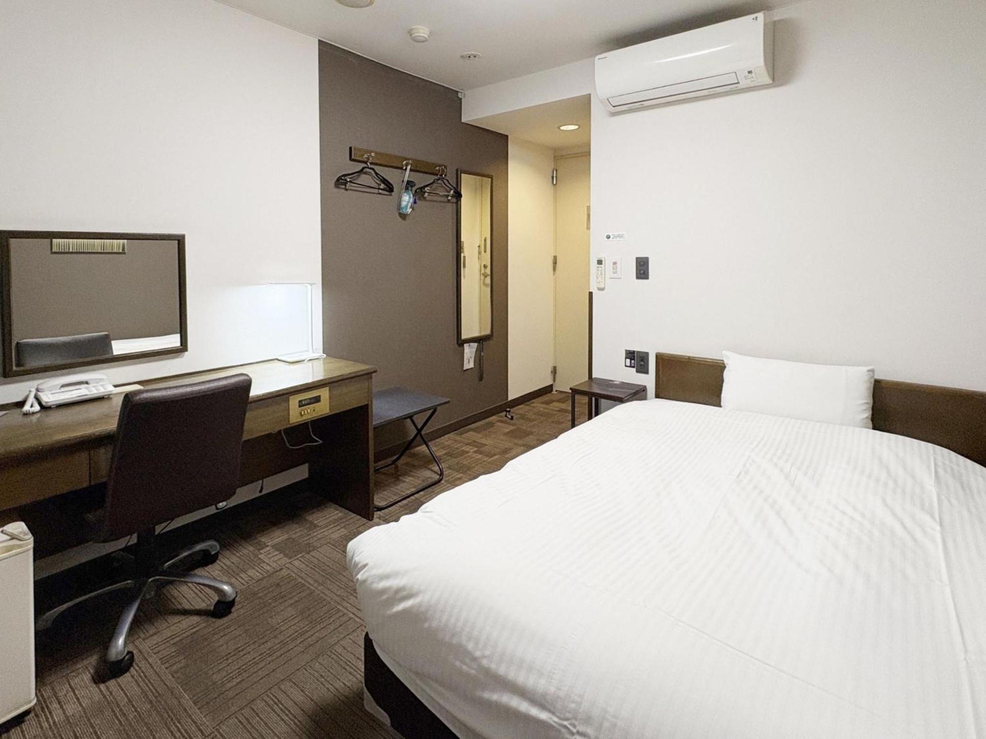 Hotel Route-Inn Court Uenohara Екстер'єр фото
